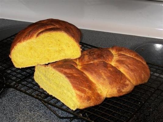 challah ii met ahornsiroop glazuur (eggless versie)