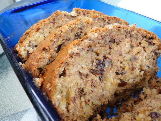 josie's pineapple courgette brood