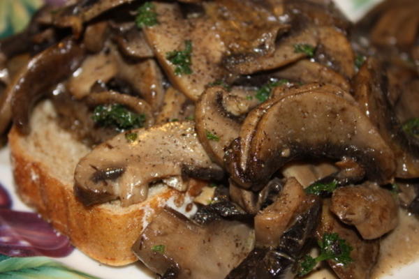 mushroom toasts