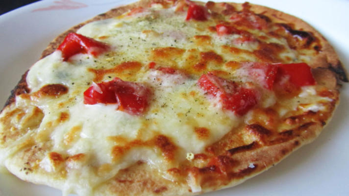 naan flatbread pizza