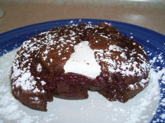 Joe's gesmolten marshmallow-chocolate cake