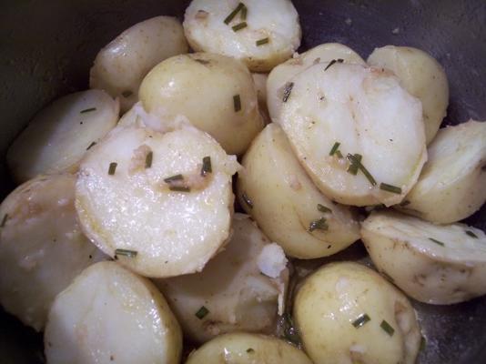 nieuwe aardappelen met vinaigrette