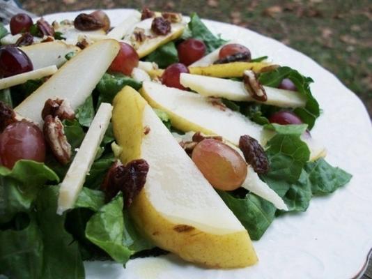 salade met fruit en kaas