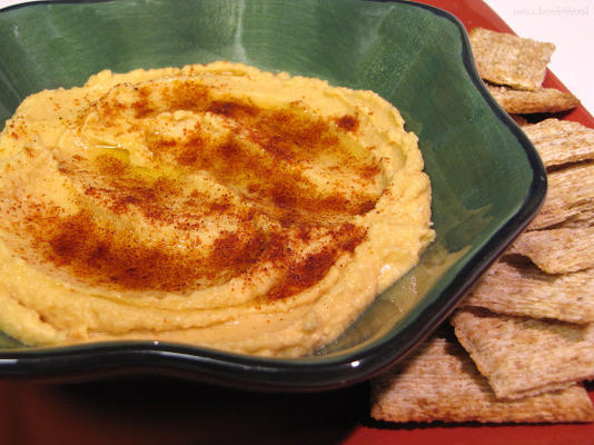 hummus, hummus, humous .....