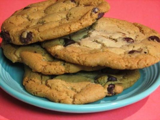 chocolate-chip esdoorn-pecan cookies