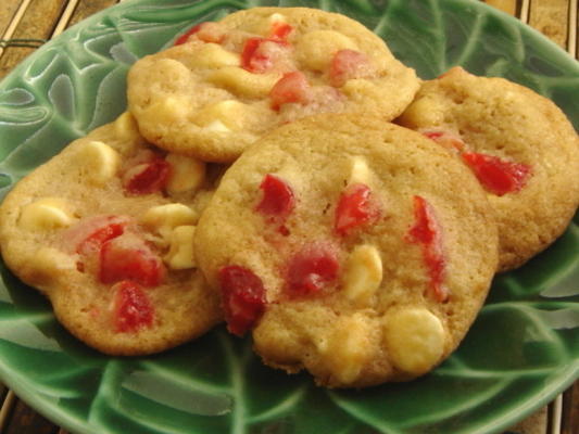 vanille chip cherry cookies