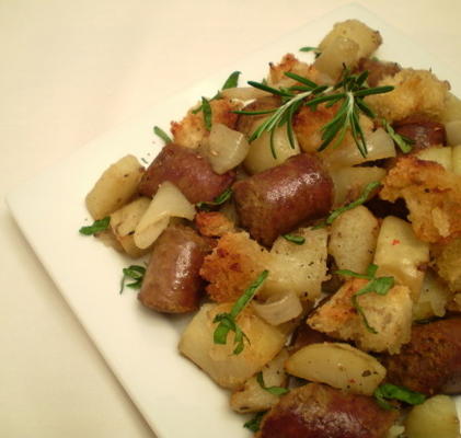 worsten met aardappelen en rozemarijn