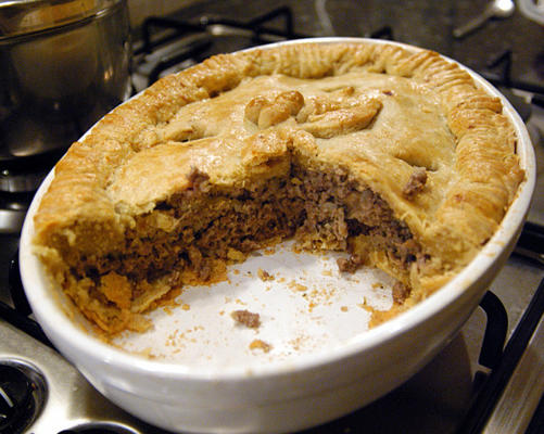 beef stroganoff pie