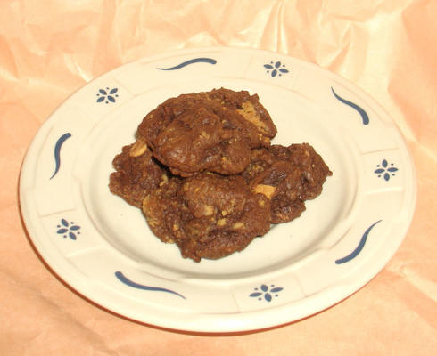 chewy chocolate peanut butter cookies