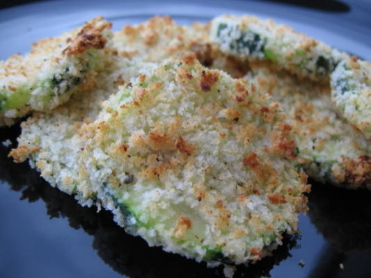 in de oven gebakken knapperige courgette-rondjes