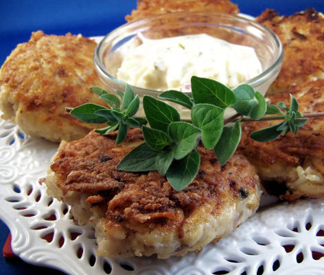 viskoekjes met gekruide saus (duits)