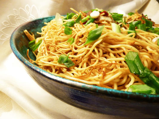 bami goreng (indonesian version of lo mein)