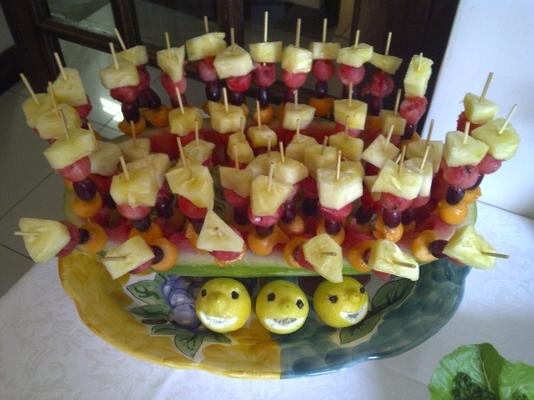 tropisch fruit spiesjes