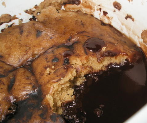 pindakaas en fudge pudding cake