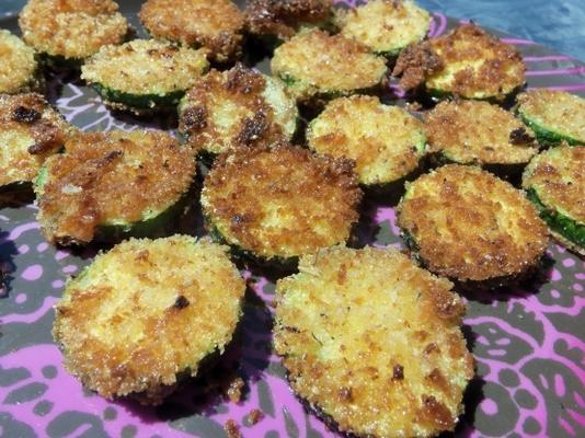 knapperige zucchini-rondes met dip