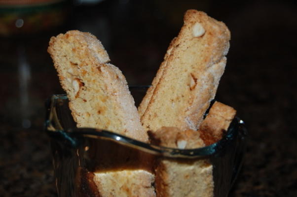 peanut butter biscotti