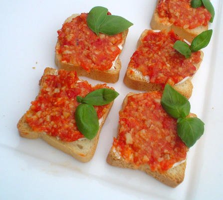 gebraden peper, cashew en chili dip