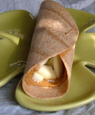 pindakaas en appelburrito