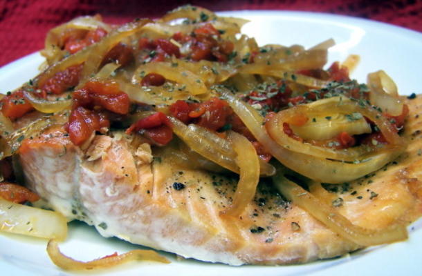 zalm met rode peper saute
