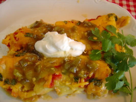 groene, witte en rode enchiladas