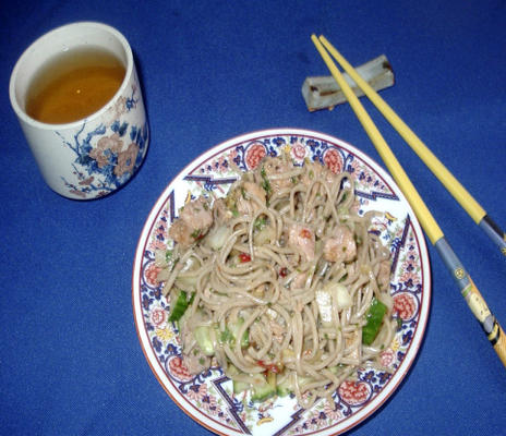 salade met kip en soba noodle