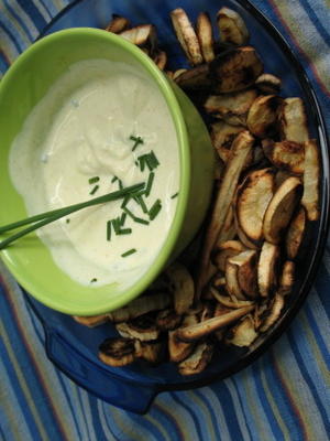 pastinaak oven frys met yoghurt dip