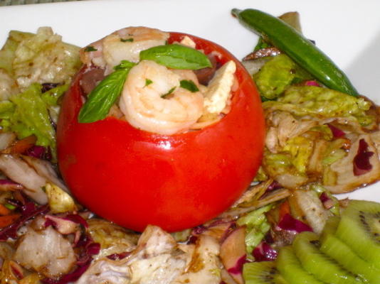 tomaten gevuld met orzo garnalen salade