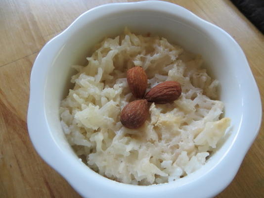 gebakken kokosrijstpudding