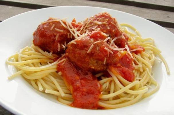 spaghetti met kleine gehaktballen