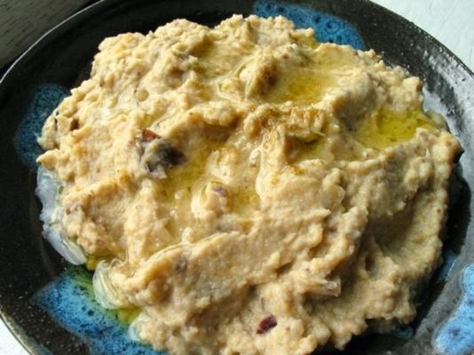 aubergine hummus