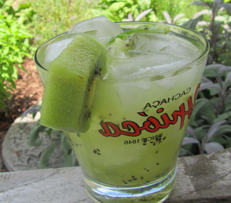 kiwi caipirinha