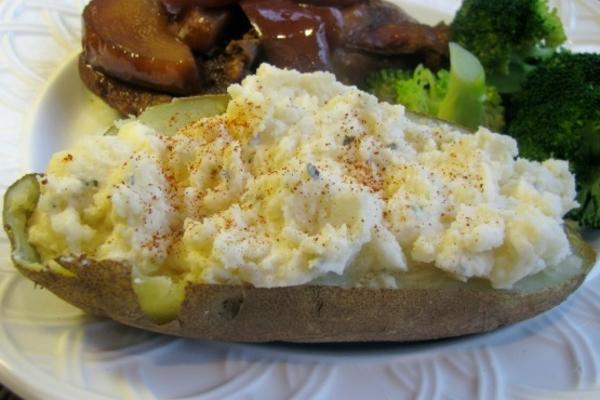 kruidig ​​tweemaal gebakken aardappelen