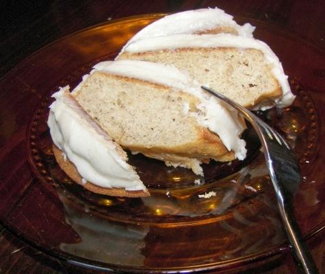 banaan snack cake met bruin-boter glazuur