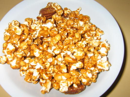 gouden amandelpopcorn