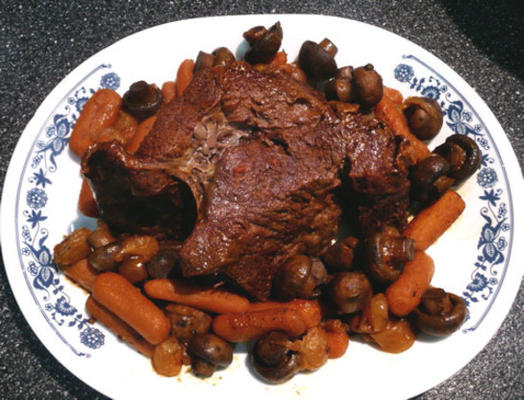stoofvlees gemaakt met bier voor de snelkookpan