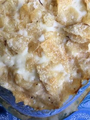 gebakken mac n-kaas met topping van aardappelchips