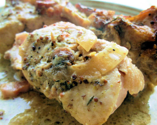 konijn in stilton-mosterdsaus