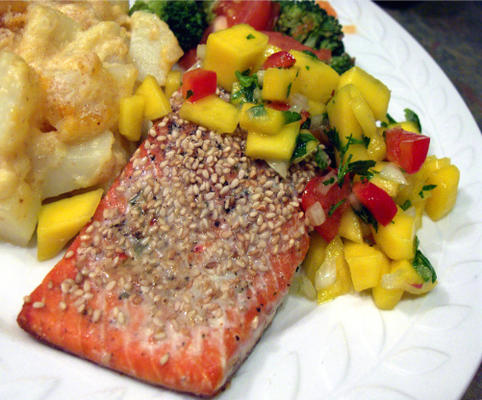 gebakken zalm met mango salsa