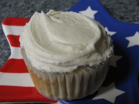 bananen cupcakes met amaretto buttercream