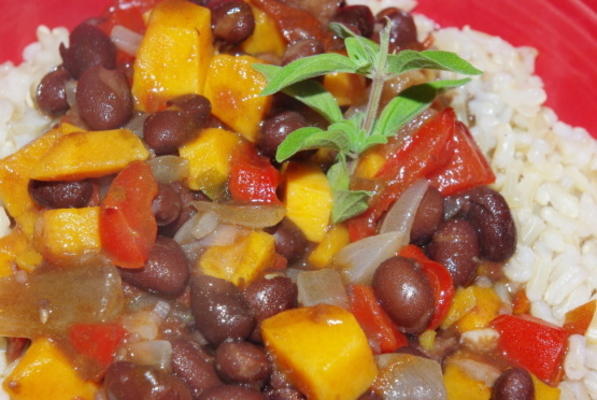 Braziliaanse feijoada (vegetarisch)