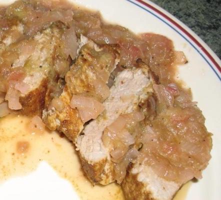 varkenshaas met zoete ui-rabarber saus
