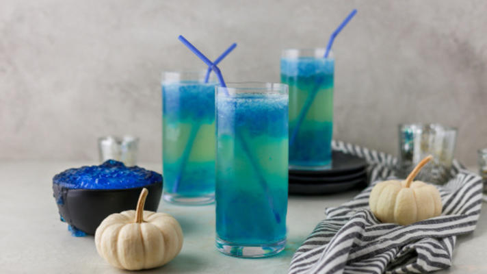 blauwe slijm sipper (kid's halloween favoriet)