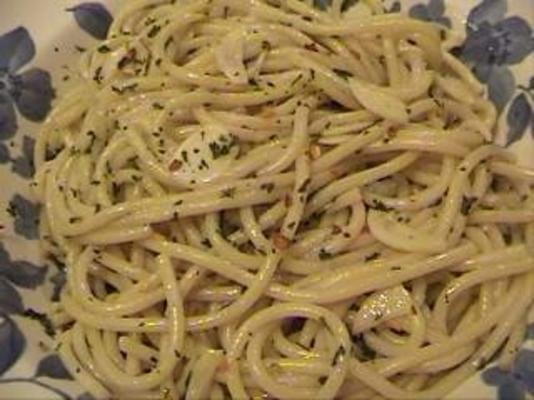 pepperoncini (spaghetti met olie en knoflook)