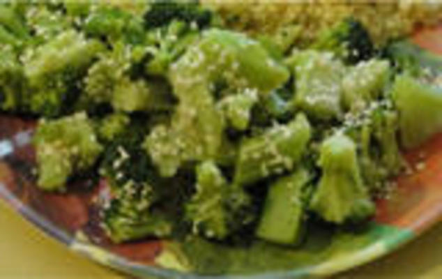 broccoli met sesamzaadjes