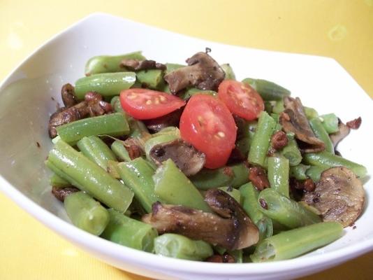 haricot verts (groene bonen), wilde paddestoelen met hazelnoten