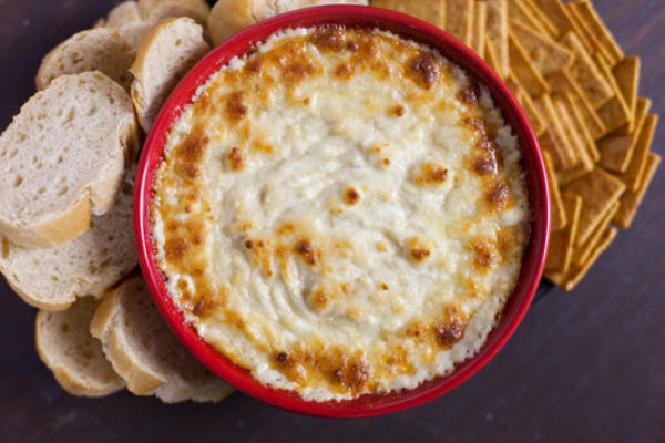 garlicky Parmezaanse kaas dip