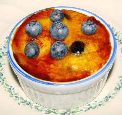 citroenpudding brulee met bosbessen