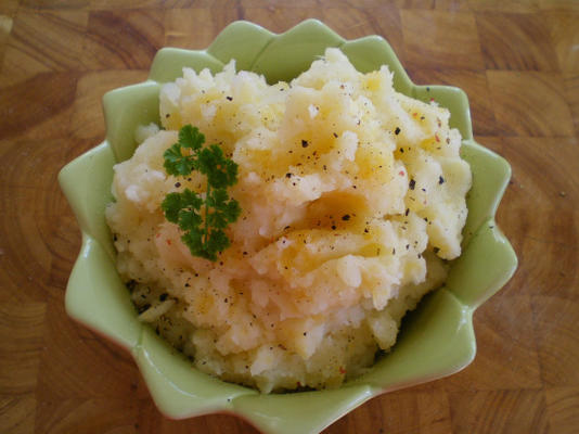gepureerde rutabaga (gele raap of koolraap) en aardappel