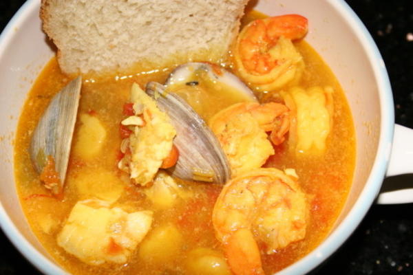 helen's bouillabaisse (zeevruchtensoep)