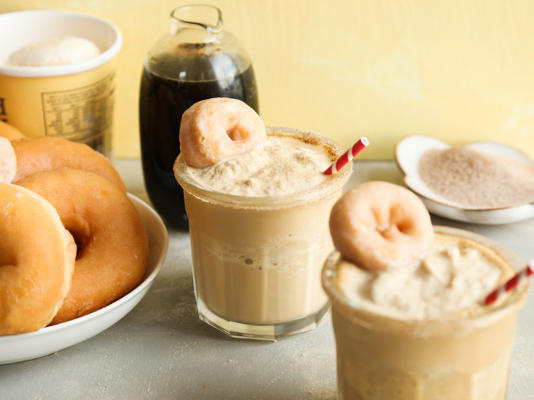 koffie en donut milkshakes